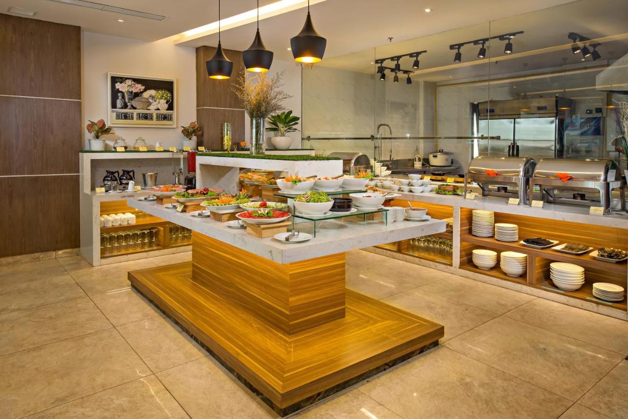 Bliss Luxury Hotel Da Nang Exterior foto