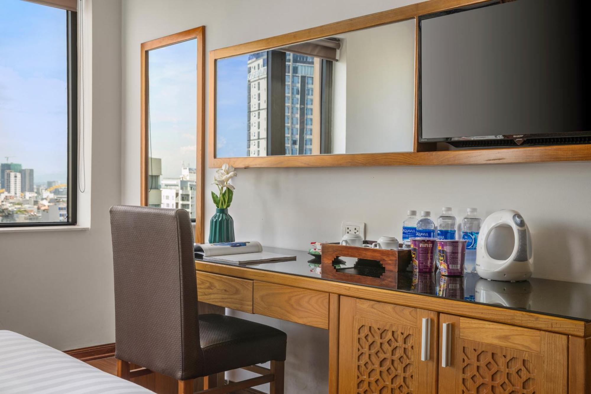 Bliss Luxury Hotel Da Nang Exterior foto